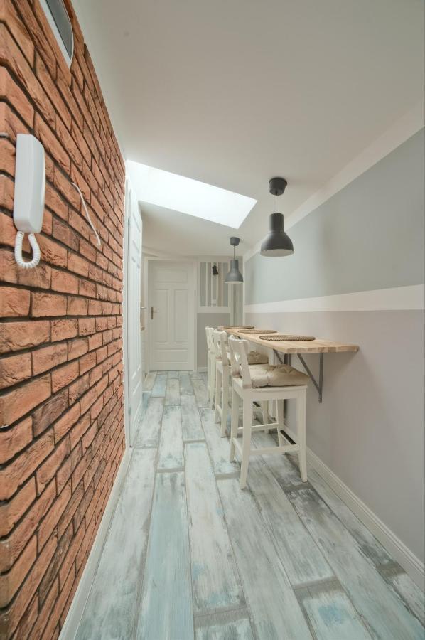 Urban Nest Apartments Bon 5 Kraków Exteriör bild